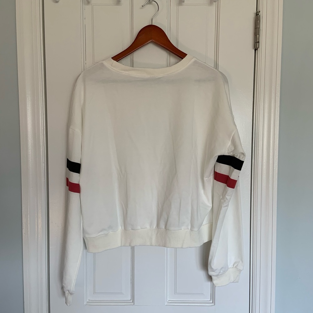 Cropped white top with Lettering - Picture 2 of 4